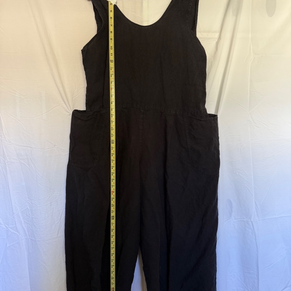 Elegant Black Jumpsuit FLAX with 2 Large Pockets - Picture 4 of 9